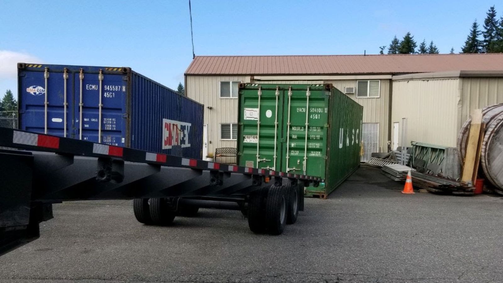 used cargo-worthy shipping containers for sale awaiting delivery to Edison NJ